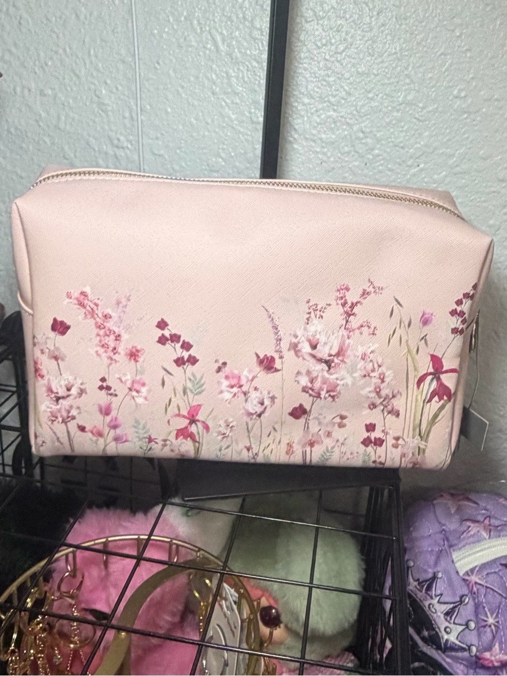 Vince Camuto Pink Wildflower Floral Makeup Bag - NWT - Saffiano Cosmetic Pouch